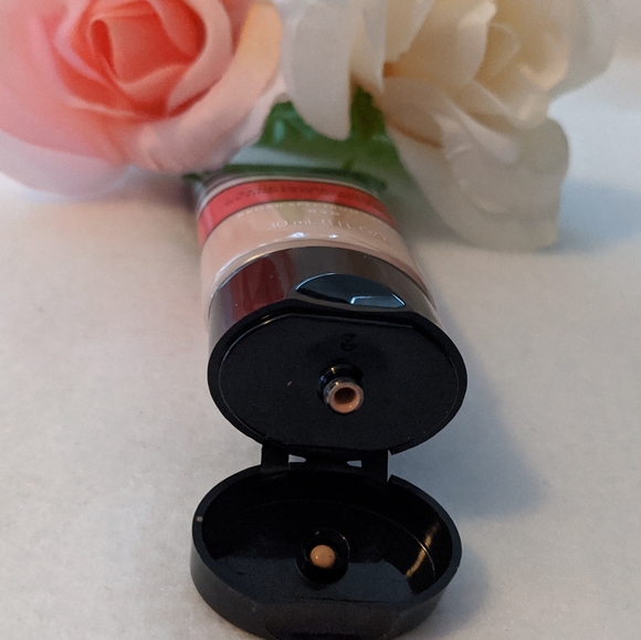 Covergirl outlast active #820 - Picture 6 of 6